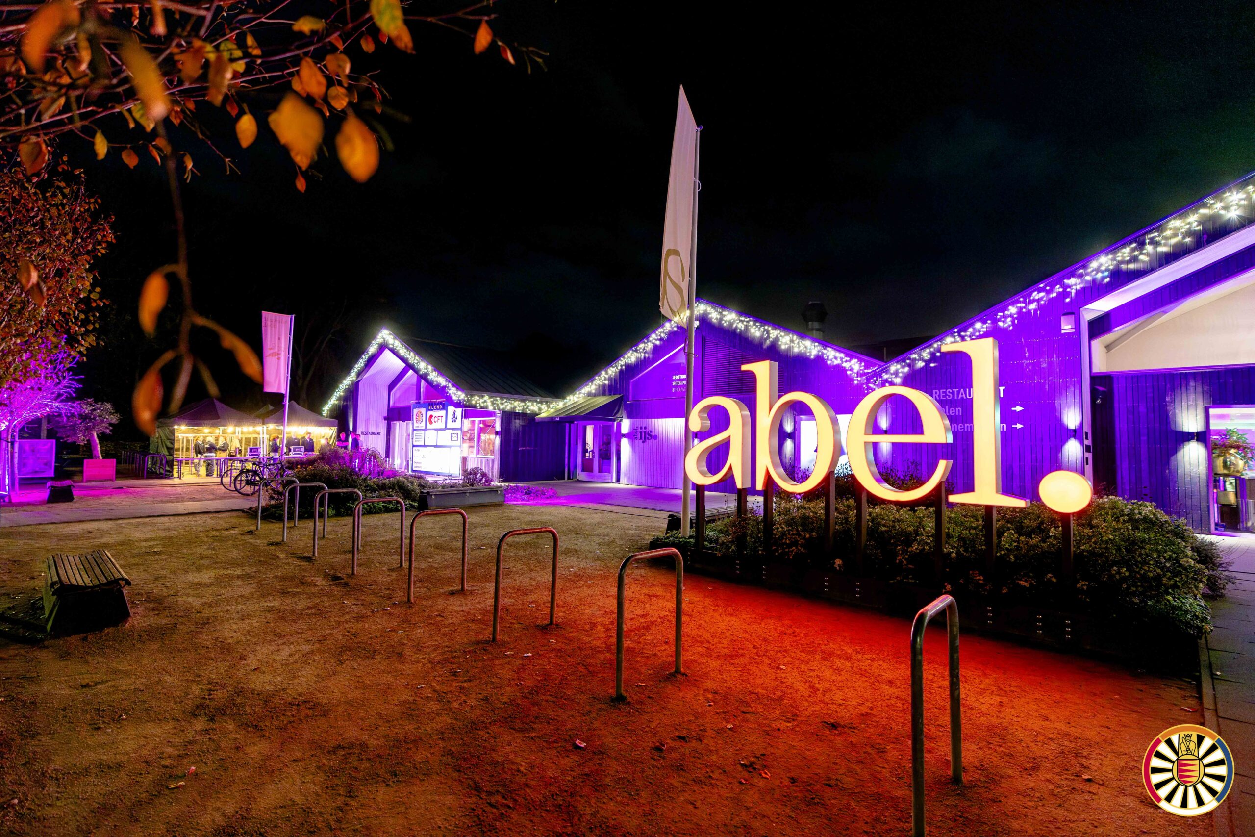 BLEND. Abel Rhoon 2025-11-08