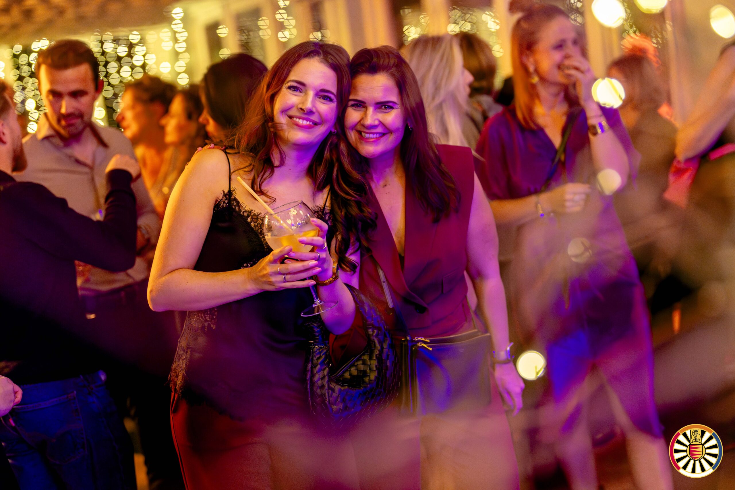 BLEND. Abel Rhoon 2025-11-08