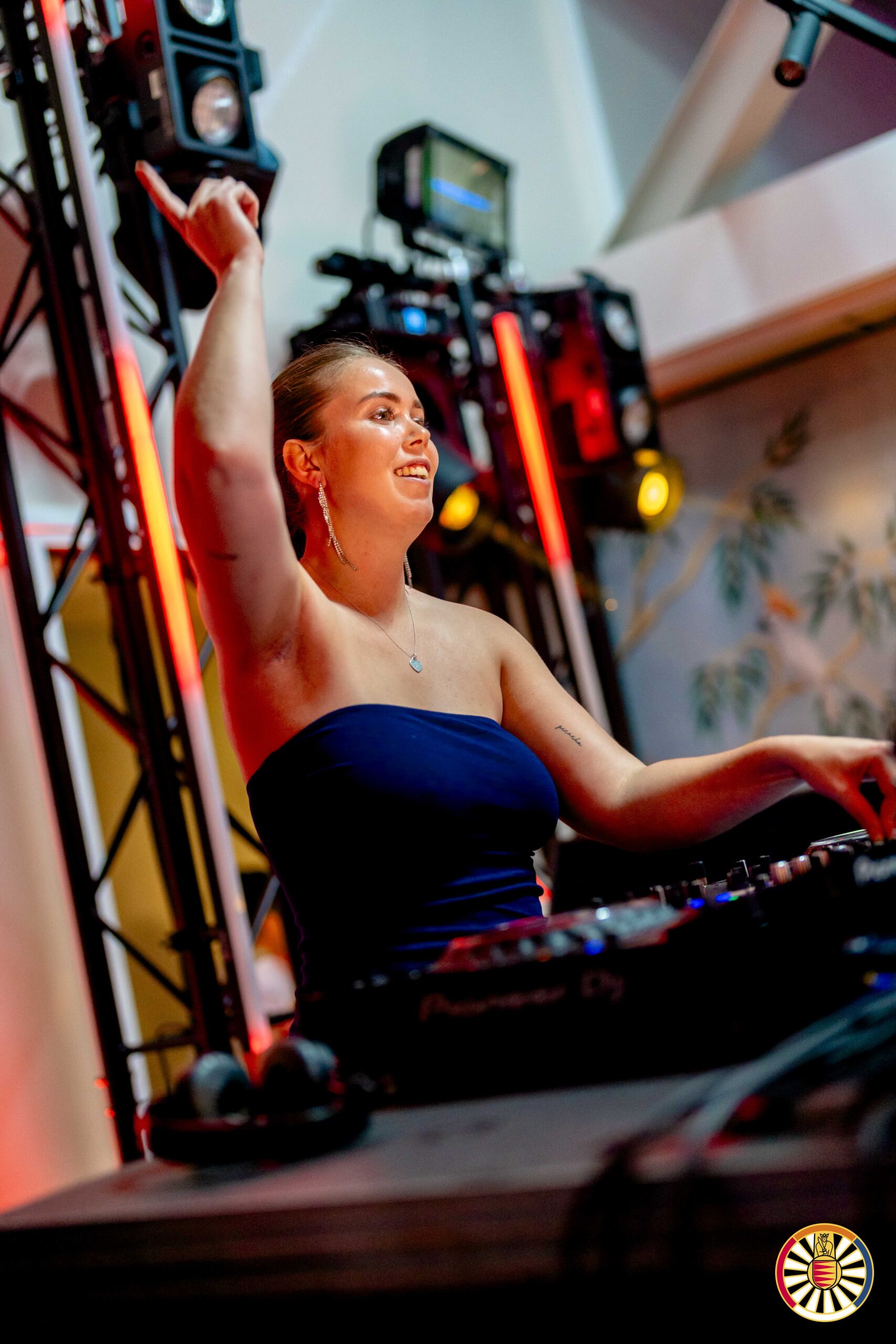 BLEND. Abel Rhoon 2025-11-08