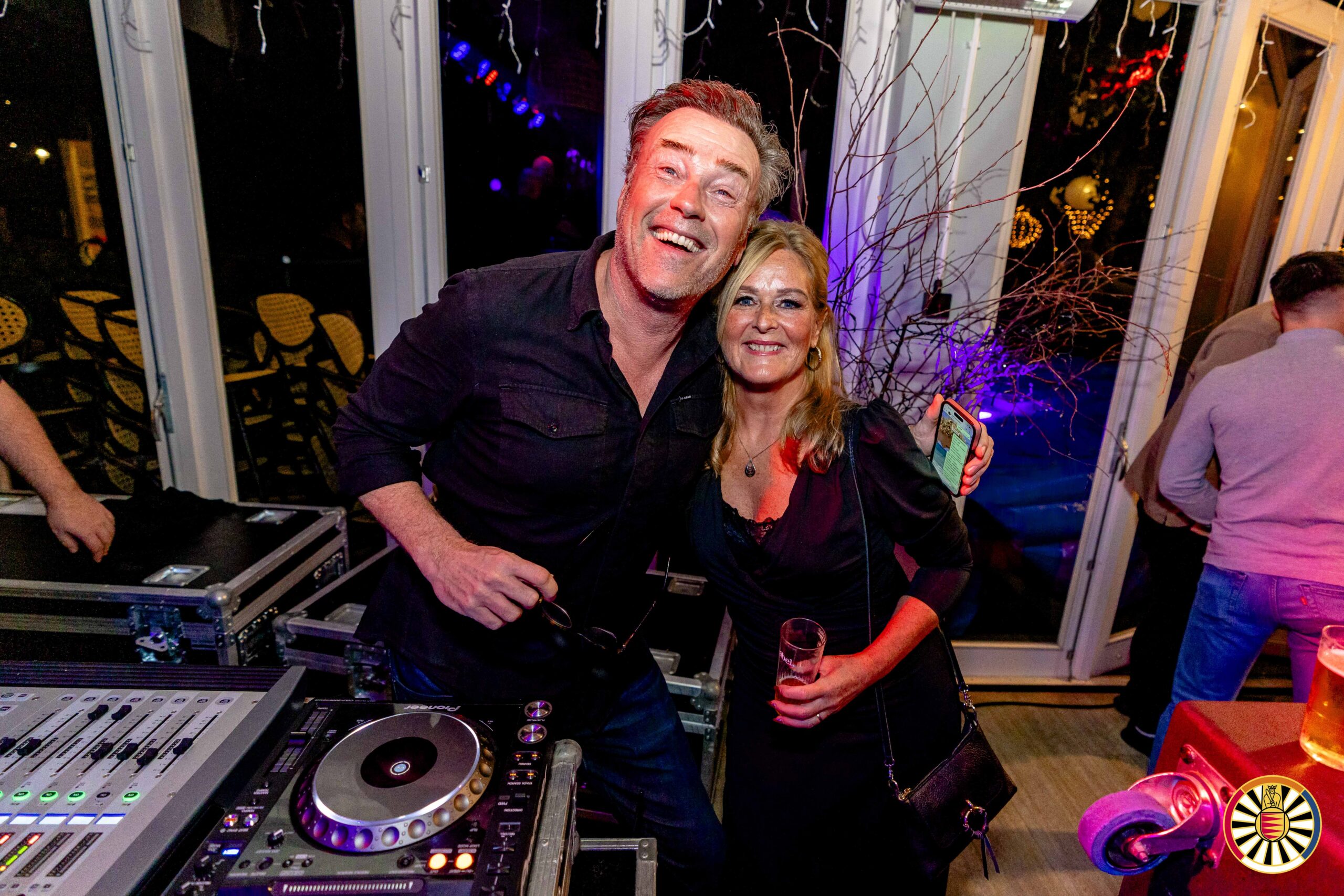 BLEND. Abel Rhoon 2025-11-08