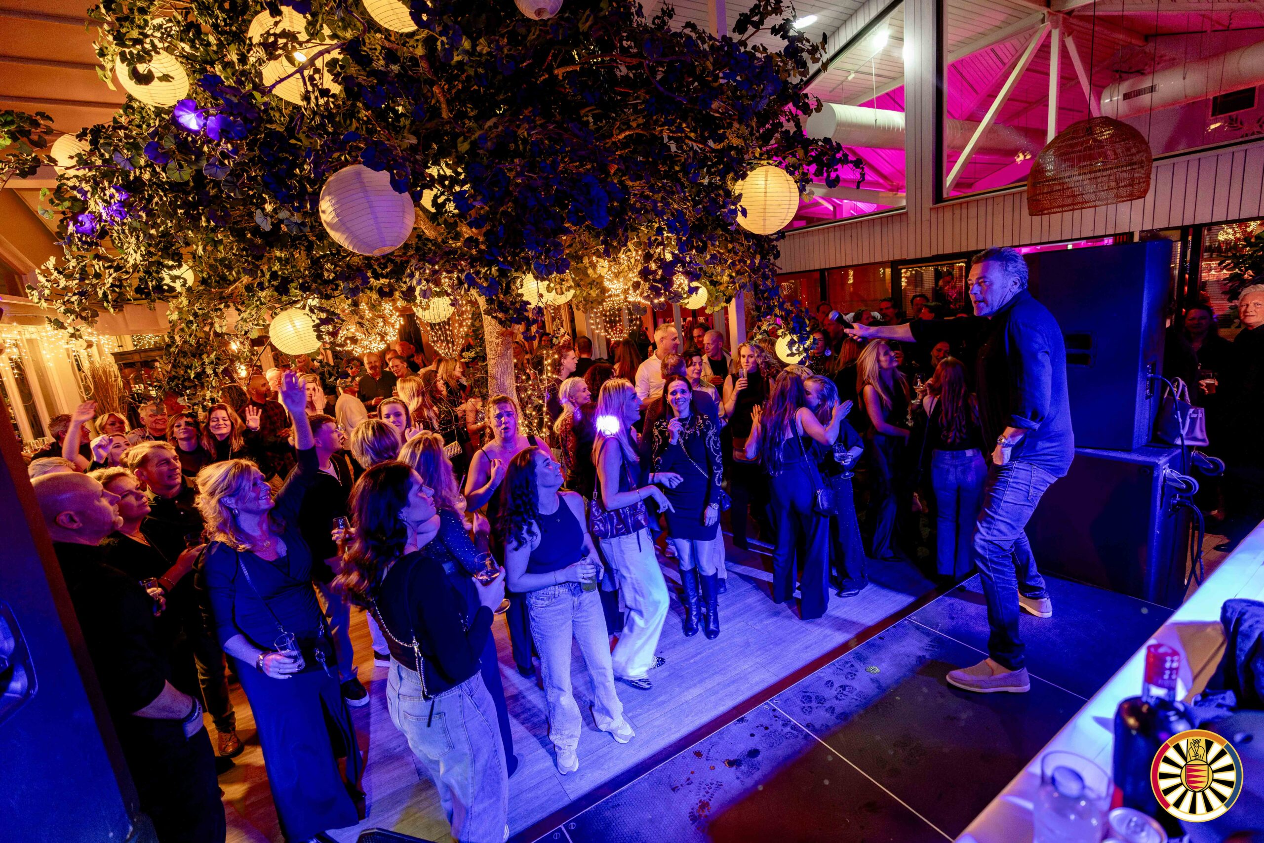 BLEND. Abel Rhoon 2025-11-08