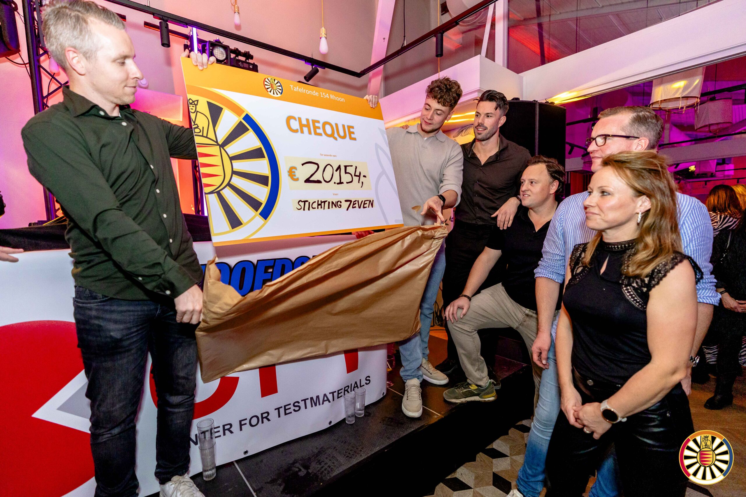 BLEND. Abel Rhoon 2025-11-08