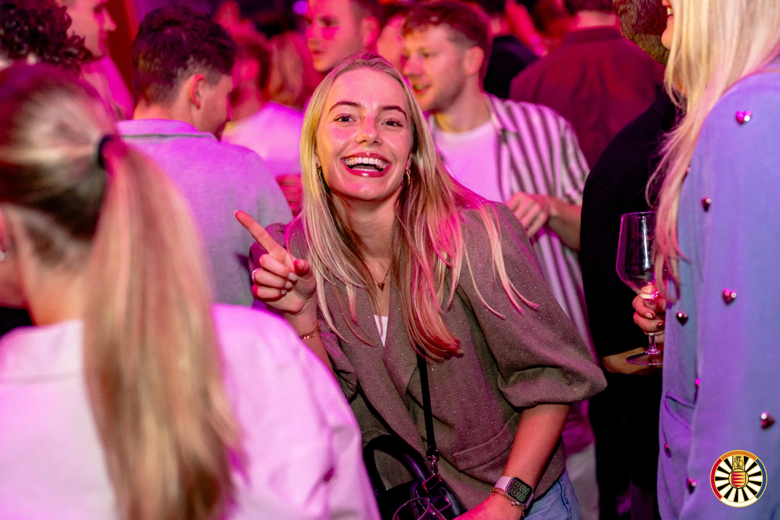 BLEND. Abel Rhoon 2025-11-08