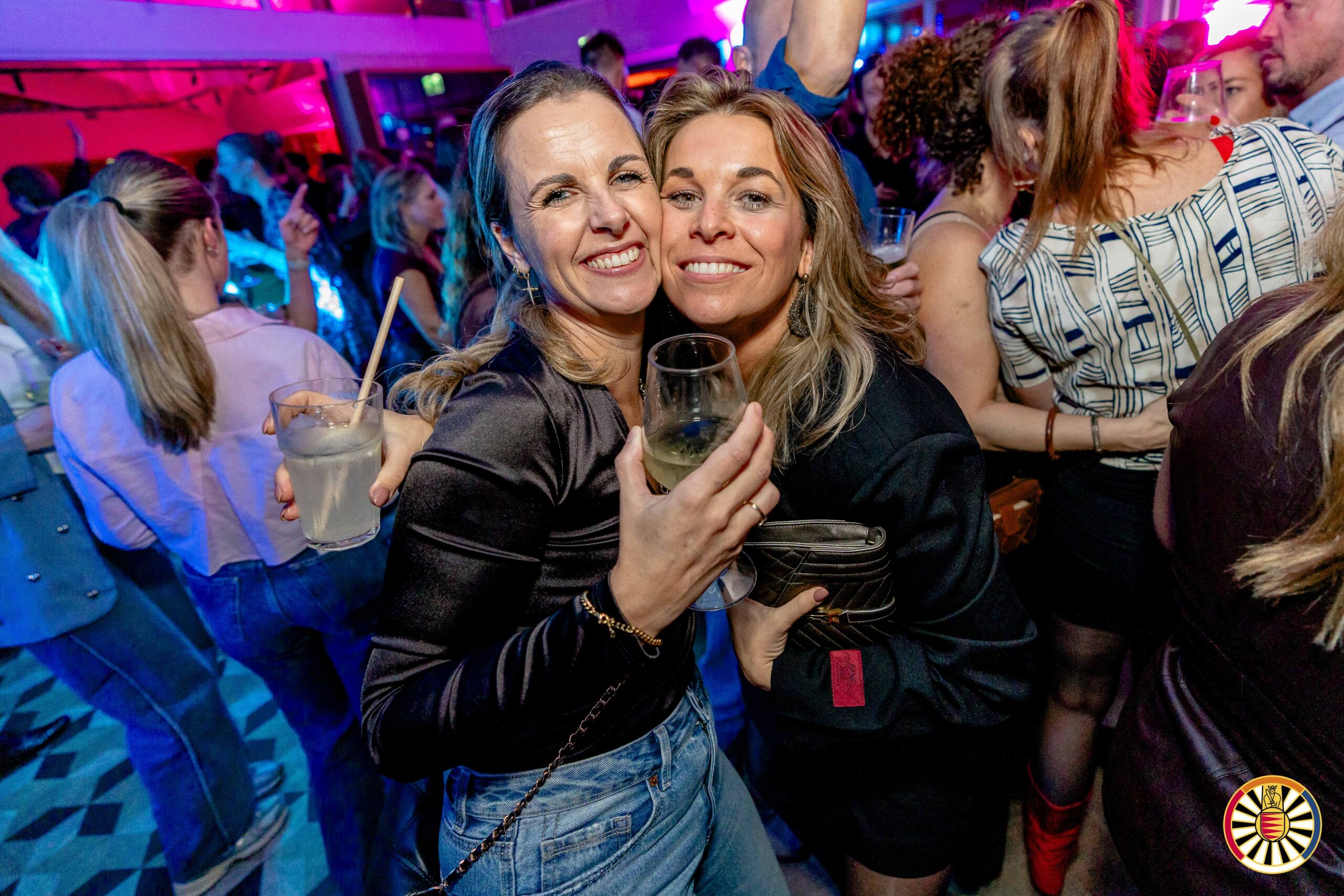 BLEND. Abel Rhoon 2025-11-08