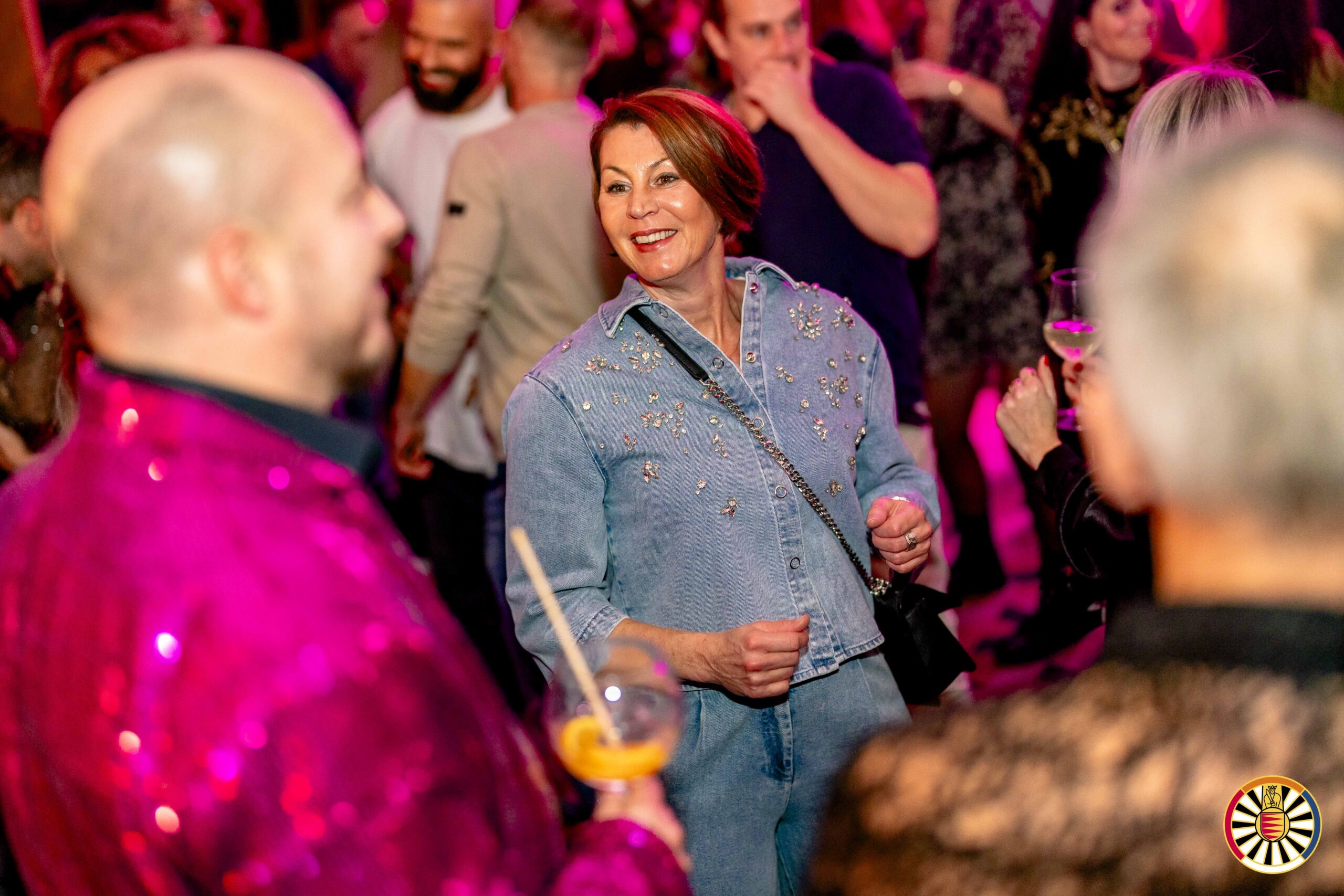 BLEND. Abel Rhoon 2025-11-08