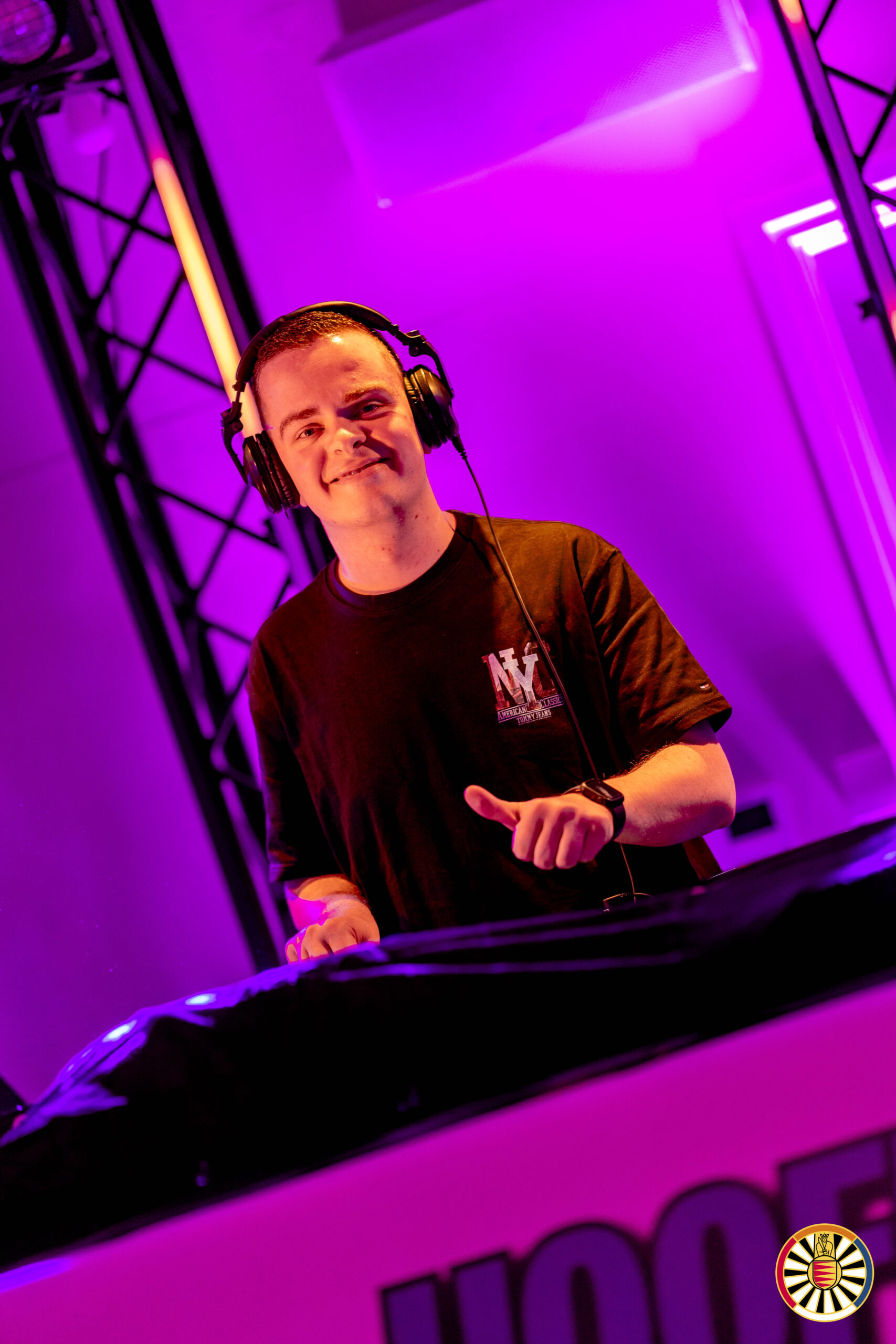 BLEND. Abel Rhoon 2025-11-08