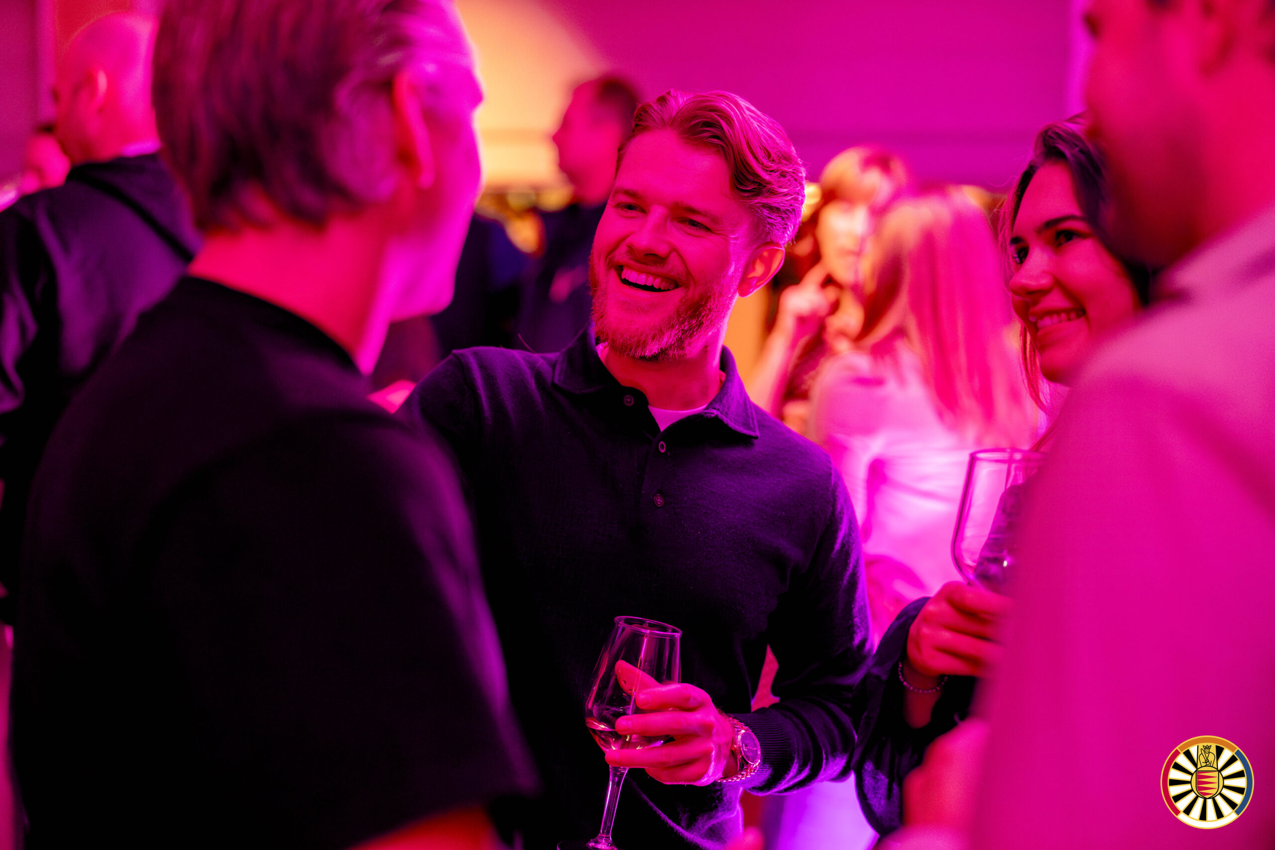 BLEND. Abel Rhoon 2025-11-08