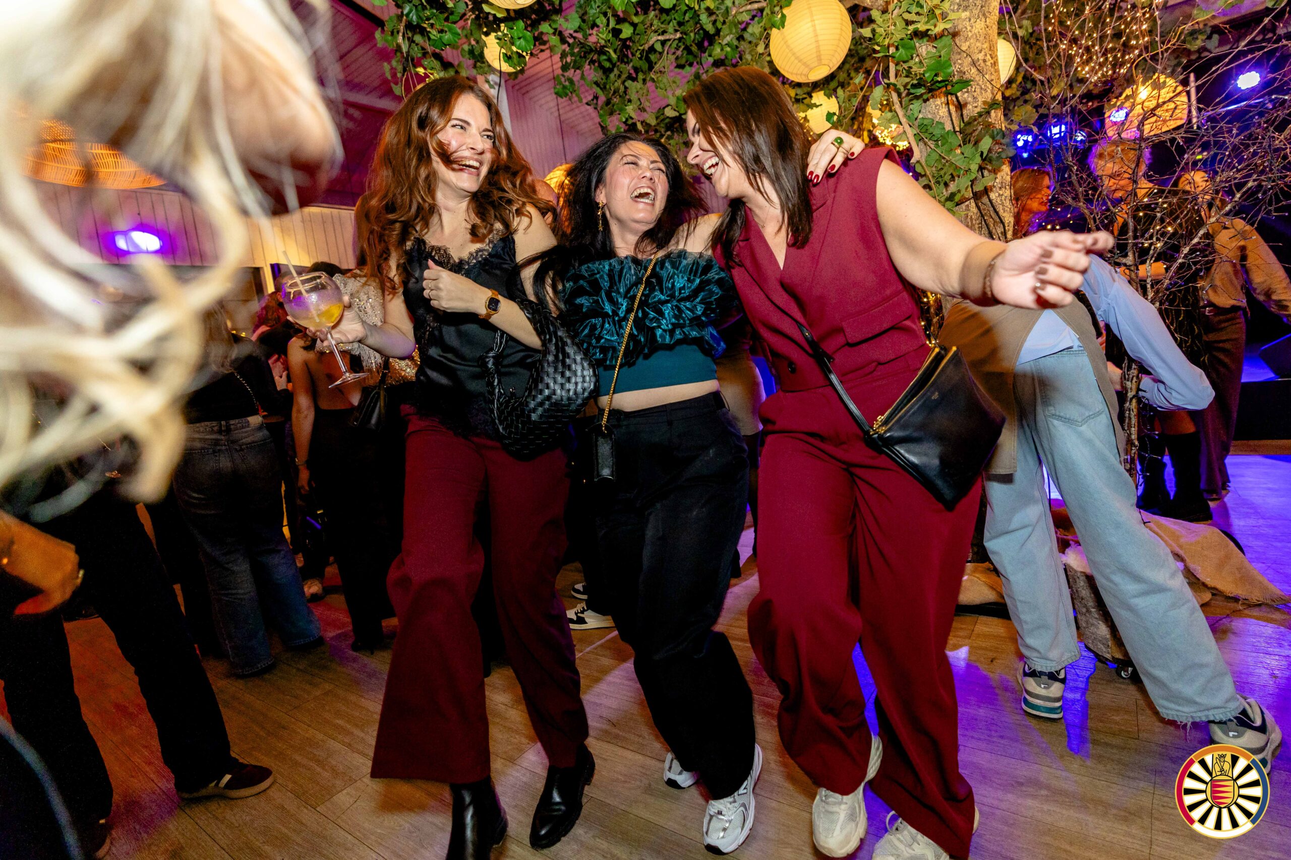 BLEND. Abel Rhoon 2025-11-08