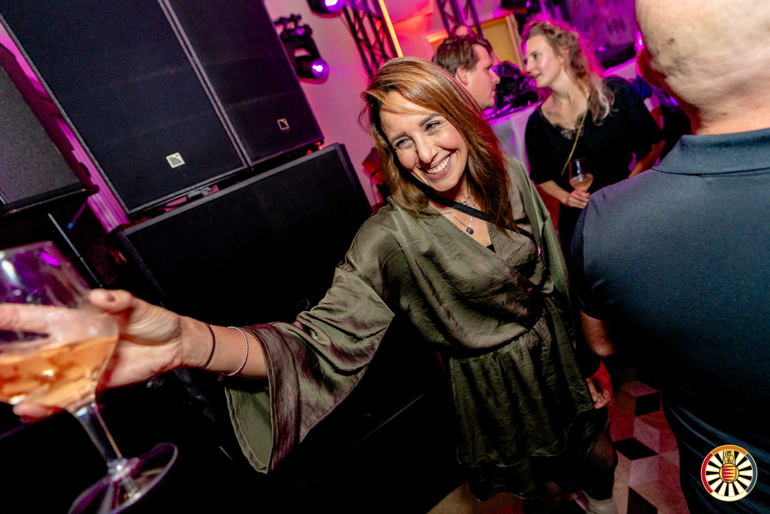 BLEND. Abel Rhoon 2025-11-08