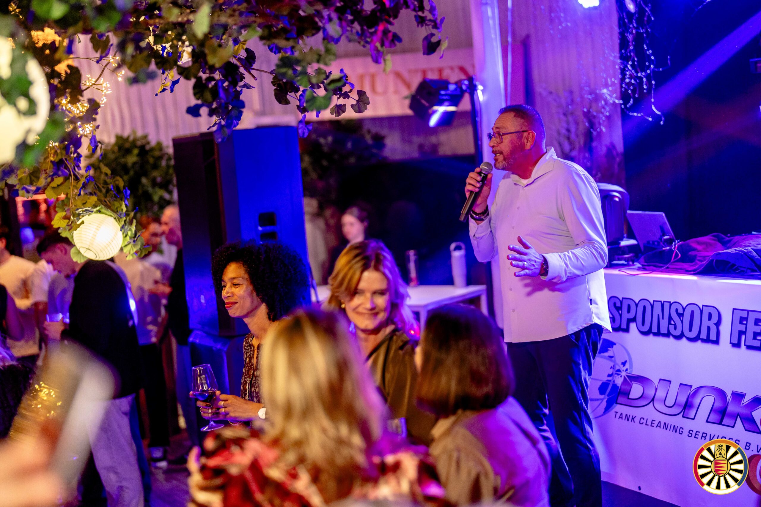 BLEND. Abel Rhoon 2025-11-08