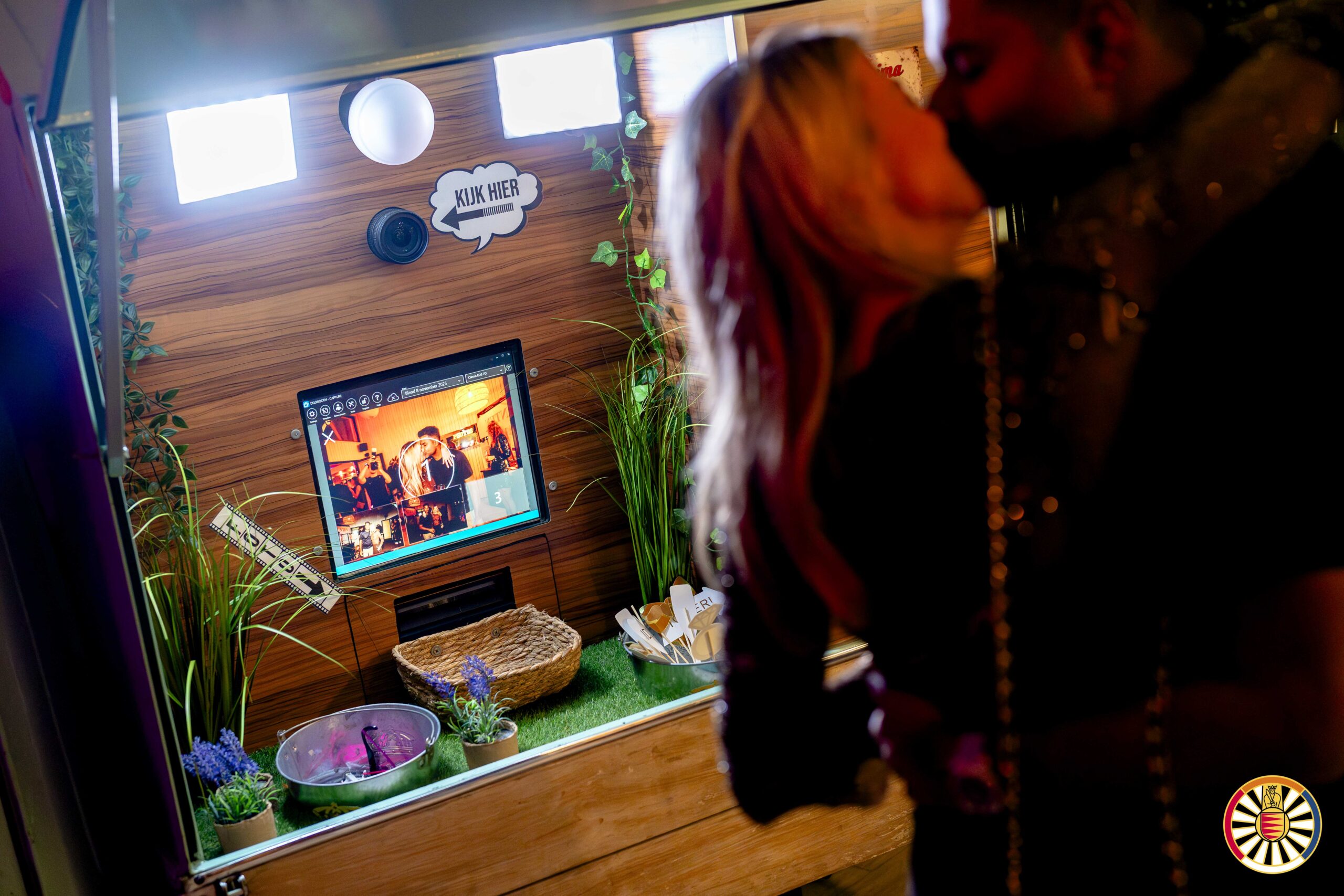 BLEND. Abel Rhoon 2025-11-08