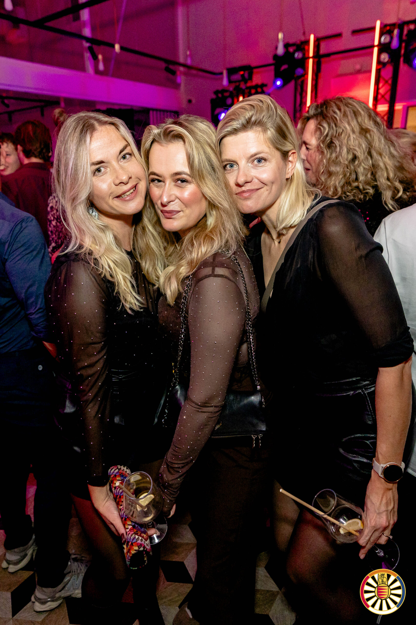 BLEND. Abel Rhoon 2025-11-08